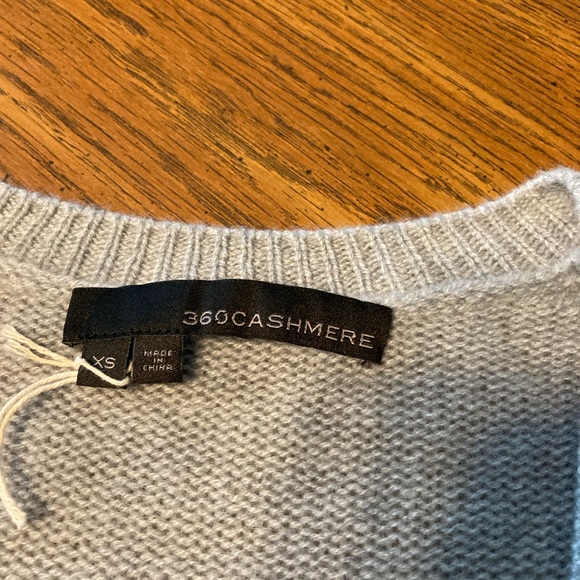 360 Cashmere Women’s Clover Sweater - Picture 4 of 11